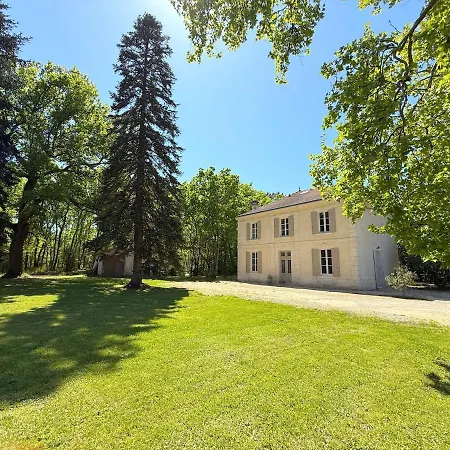 Vila Demeure Dans La Foret *